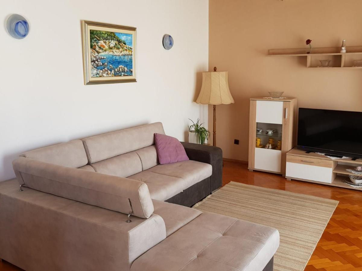 فوديس Apartments Labor المظهر الخارجي الصورة