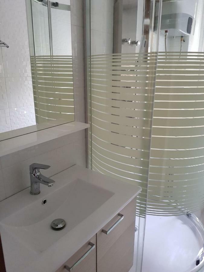 فوديس Apartments Labor المظهر الخارجي الصورة